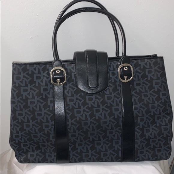 DKNY medium vintage tote. - Picture 5 of 6